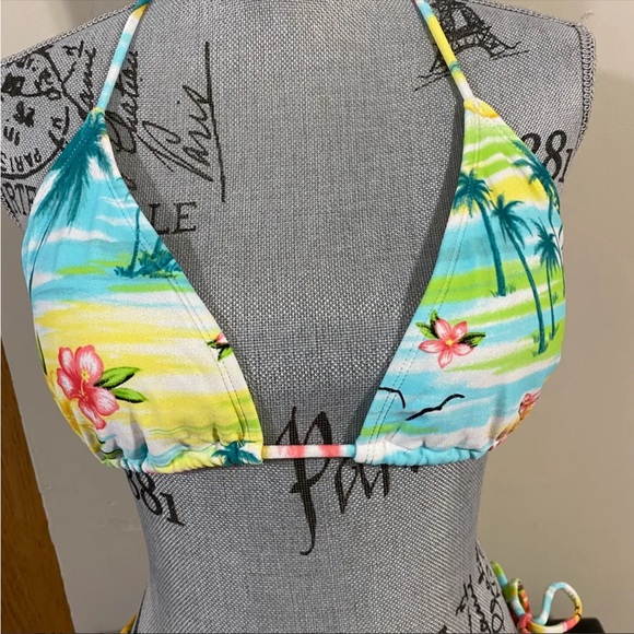 Cute extra large bikini - Picture 3 of 7